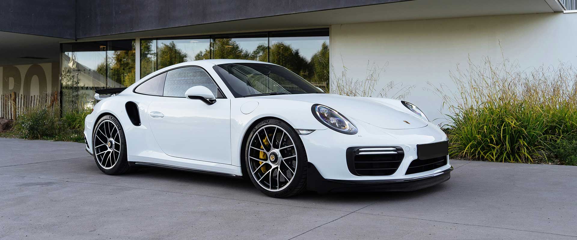 Porsche near Sarasota, FL
